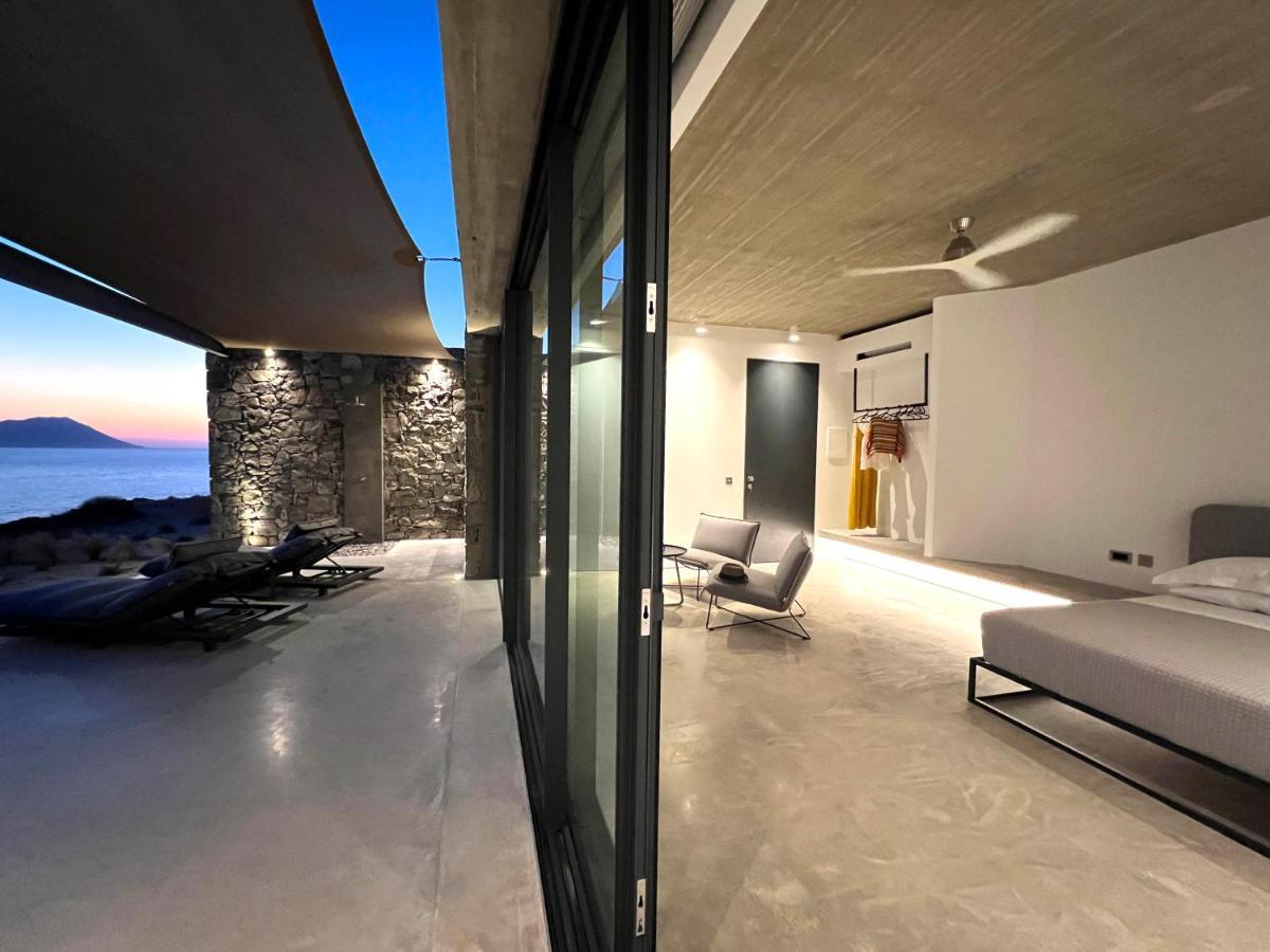 Apartment Echoes Milos