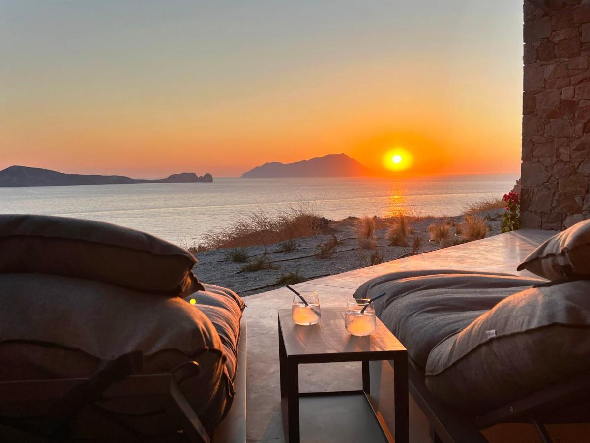 Echoes Milos Apartment